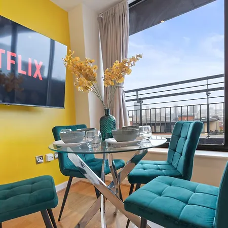 1 Bedroom Cosy - Skyline View - City Centre Birmingham Exterior photo