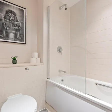 1 Bedroom Cosy - Skyline View - City Centre Birmingham Exterior photo
